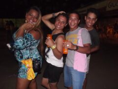 Oktober 10 Anos
